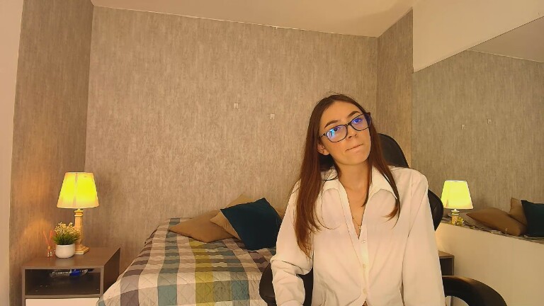 Victoria_Palmerfg's Streamate show and profile