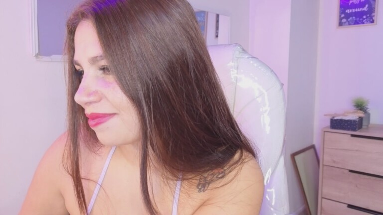 blueehazell18's Streamate show and profile