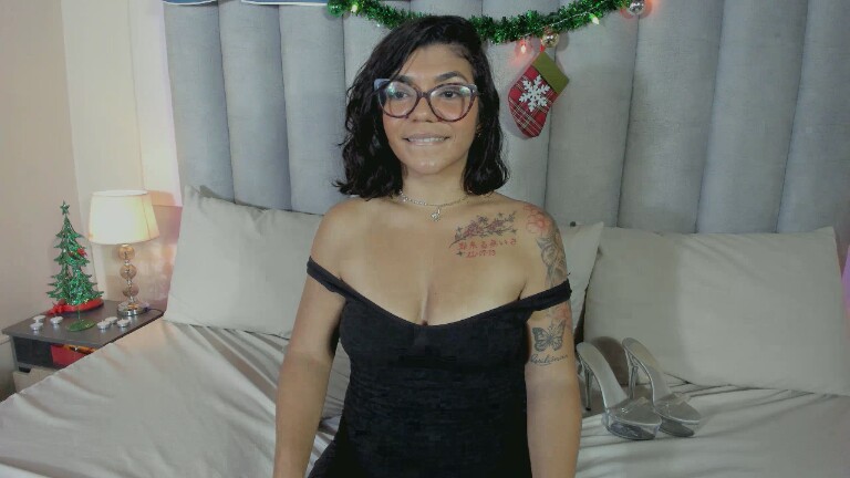 LunnaNoir's Streamate show and profile