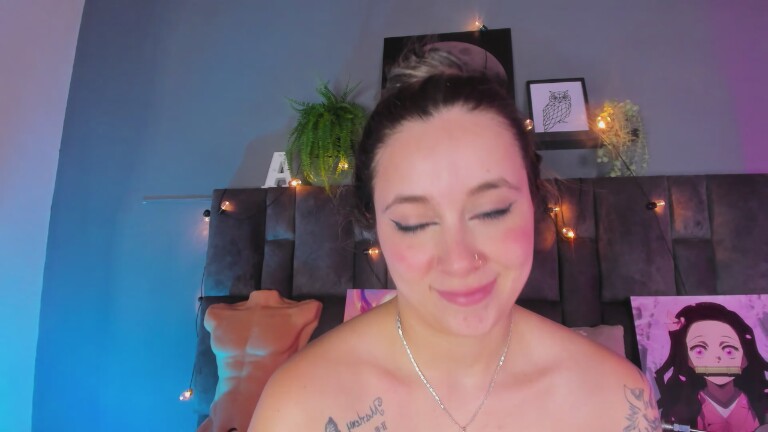 AmbarHiills's Streamate show and profile