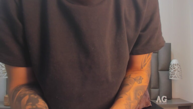 ValenWill's Streamate show and profile