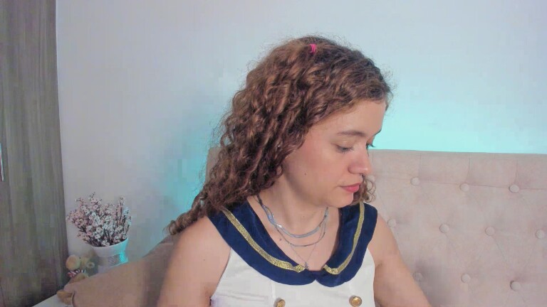 EmiliaJons's Streamate show and profile