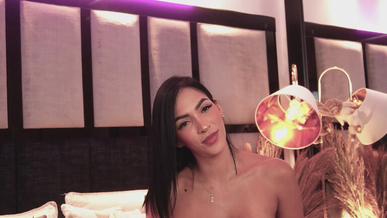 GiovanaRodriguez's Streamate show and profile