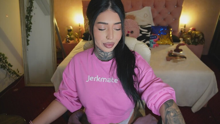 AARISS's Streamate show and profile