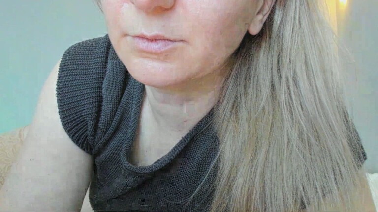 XxSweety_GirlxX's Streamate show and profile