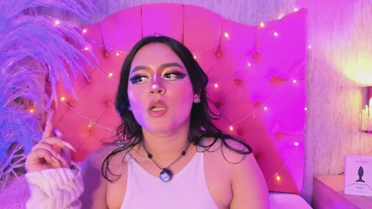 SakuraDilucas's Streamate show and profile