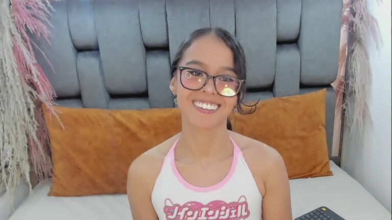 GABYHANK's Streamate show and profile