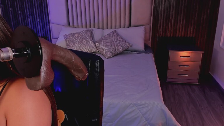 Liillyortiiz's Streamate show and profile