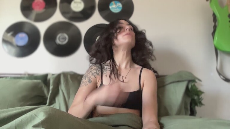 Valeriarose53's Streamate show and profile