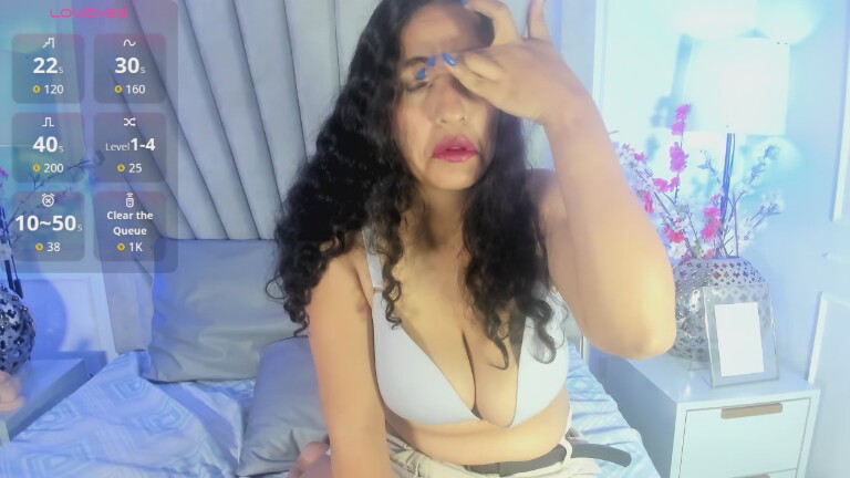 Kimkahlo's Streamate show and profile