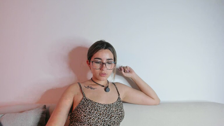 AuraRosse's Streamate show and profile