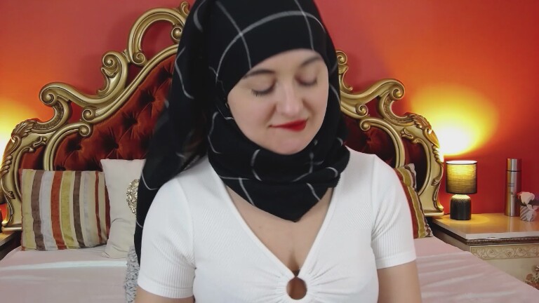 ANNALYAx's Streamate show and profile