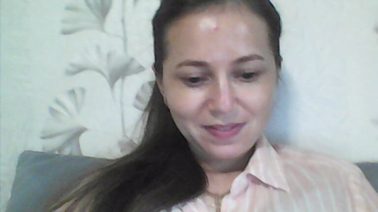 viki92's Streamate show and profile