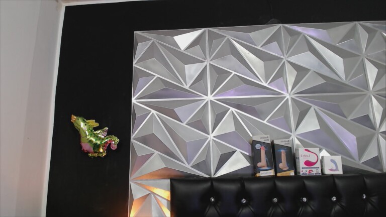 EmmaLush's Streamate show and profile