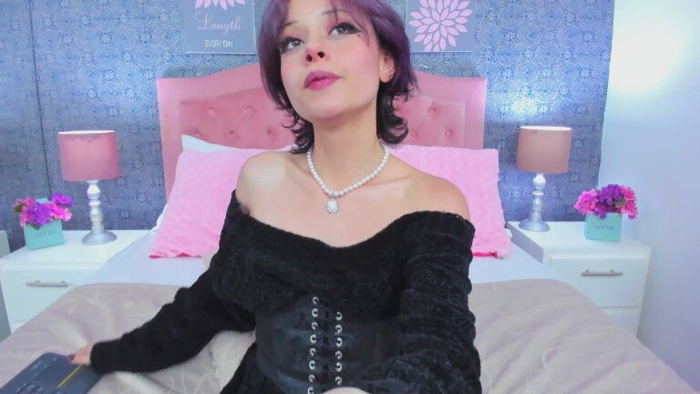 VioletteClain's Streamate show and profile