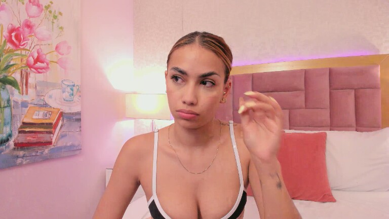 AnnieAdaams's Streamate show and profile