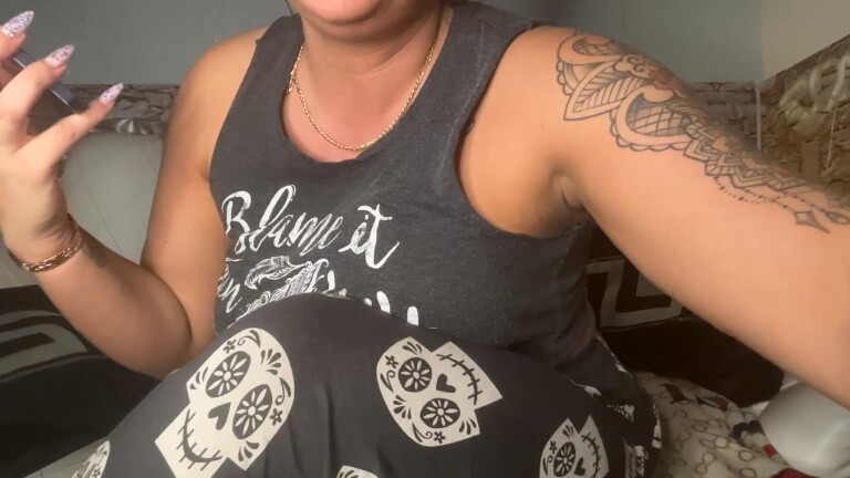 FitnesMilfy's Streamate show and profile