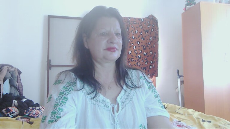 ExtasyMature's Streamate show and profile