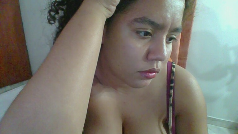 Lauradani's Streamate show and profile