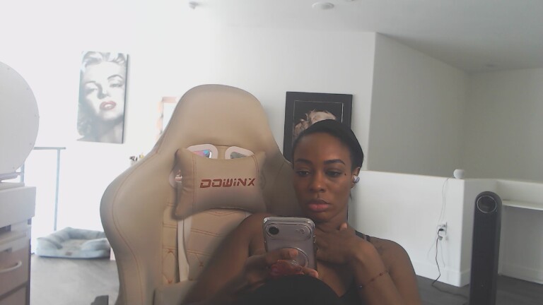 SinForBri's Streamate show and profile