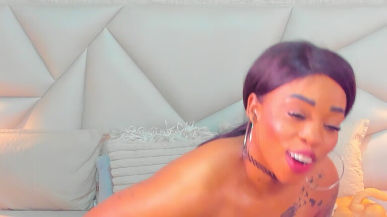 TyraaLambert's Streamate show and profile