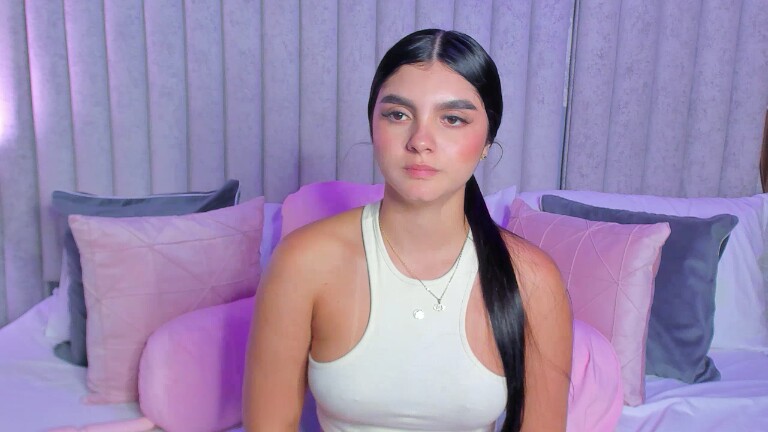 SamiLewis's Streamate show and profile