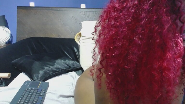 ZoeQueens's Streamate show and profile