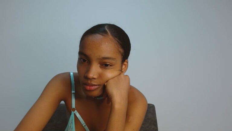 NayaBenely's Streamate show and profile