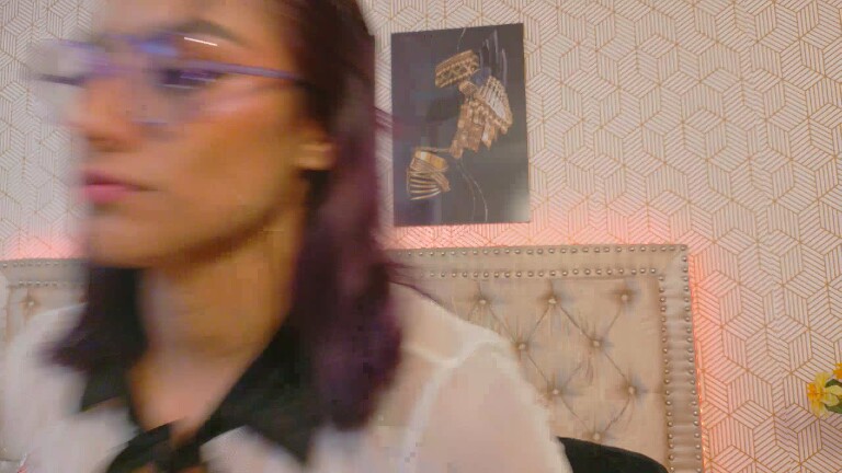 vale_alvarez's Streamate show and profile