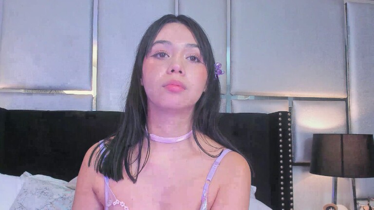 EmilyBlack69's Streamate show and profile