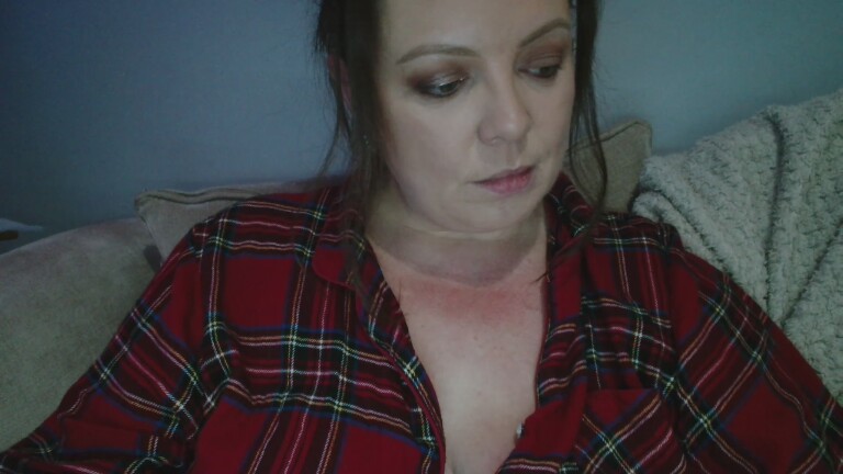 CurvyCourtneyUK's Streamate show and profile