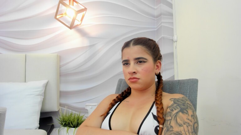 Martina_conor's Streamate show and profile