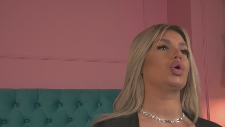 LorrySkye's Streamate show and profile