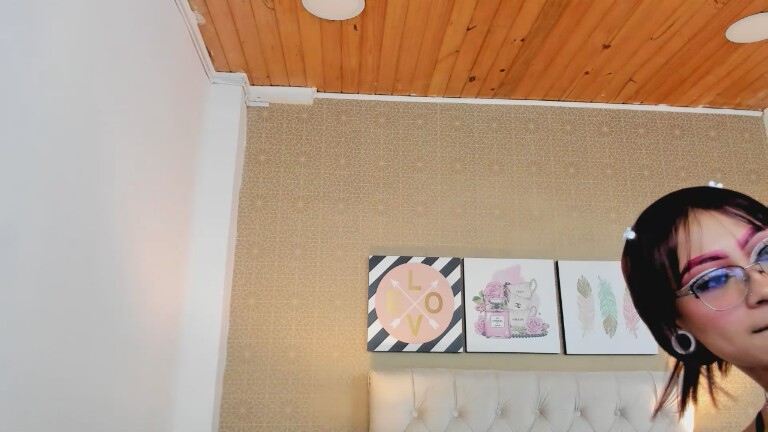 AnnyCurtis's Streamate show and profile