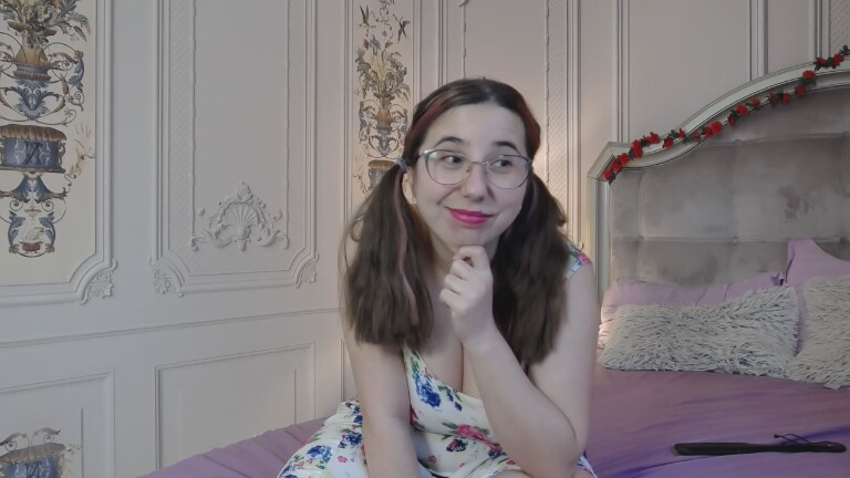 HAZELs's Streamate show and profile