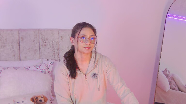 ArianaDavies's Streamate show and profile