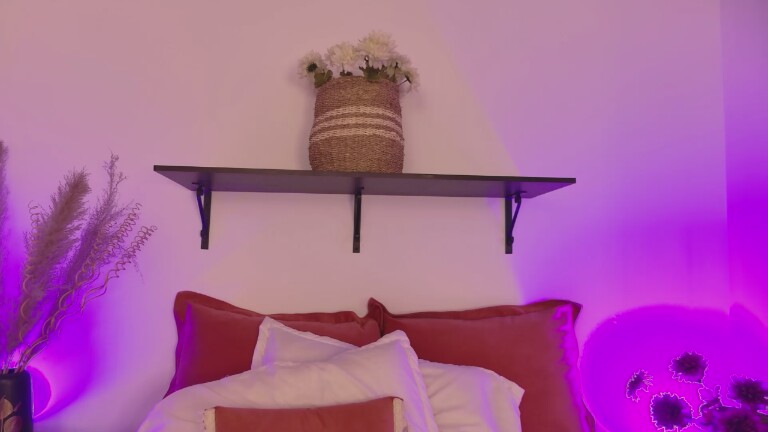 SaraFernandez's Streamate show and profile