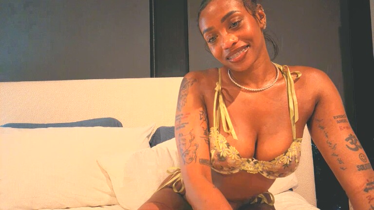 imanibabyXO's Streamate show and profile