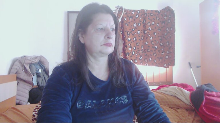 ExtasyMature's Streamate show and profile