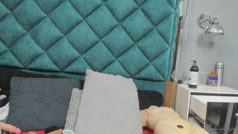 PENELOPELEWIS40's Streamate show and profile