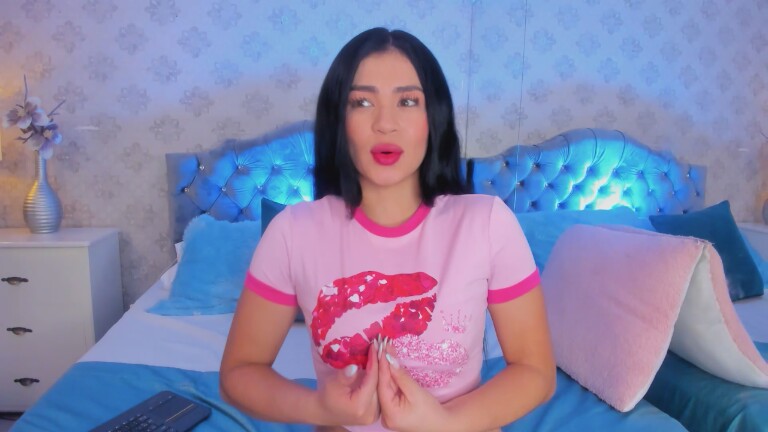 MayaWiills's Streamate show and profile