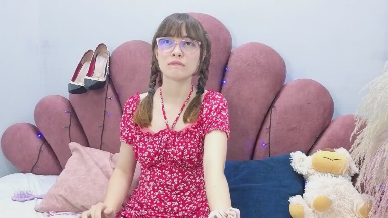 ISABELLAJHONS's Streamate show and profile