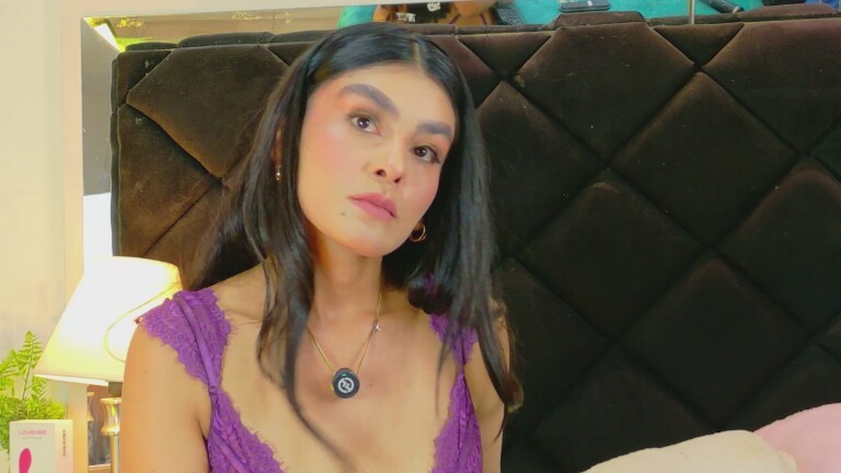 HollyBrensone's Streamate show and profile