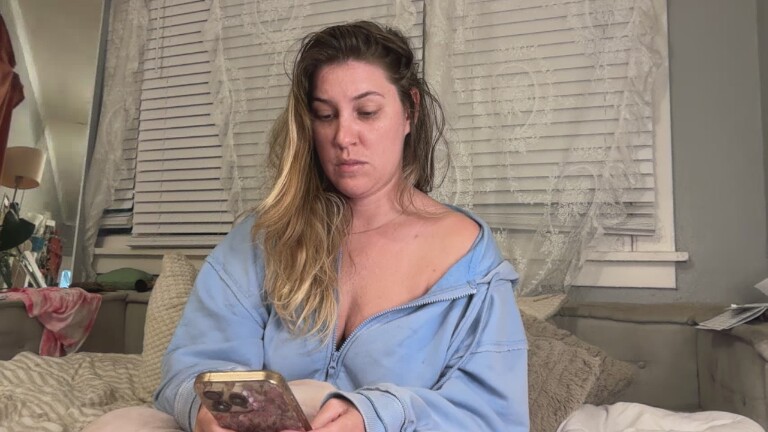 leoqueen1111's Streamate show and profile