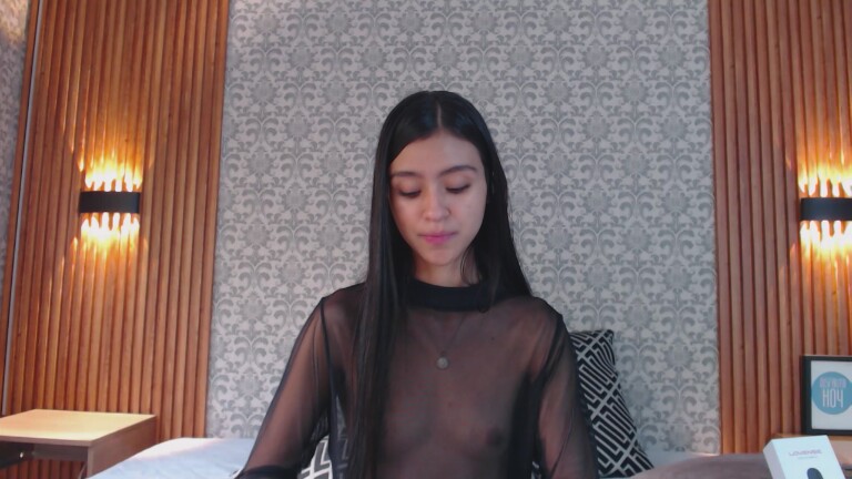 Charlotte_18's Streamate show and profile