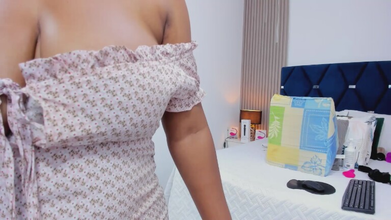 AkiraFallh's Streamate show and profile