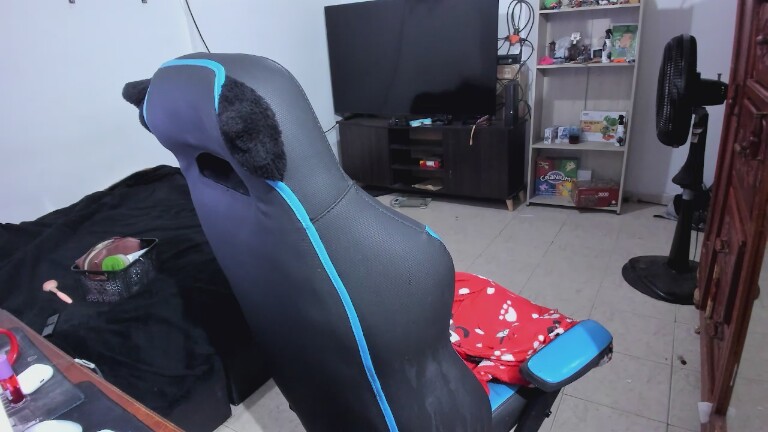 Red_Pandemonium's Streamate show and profile