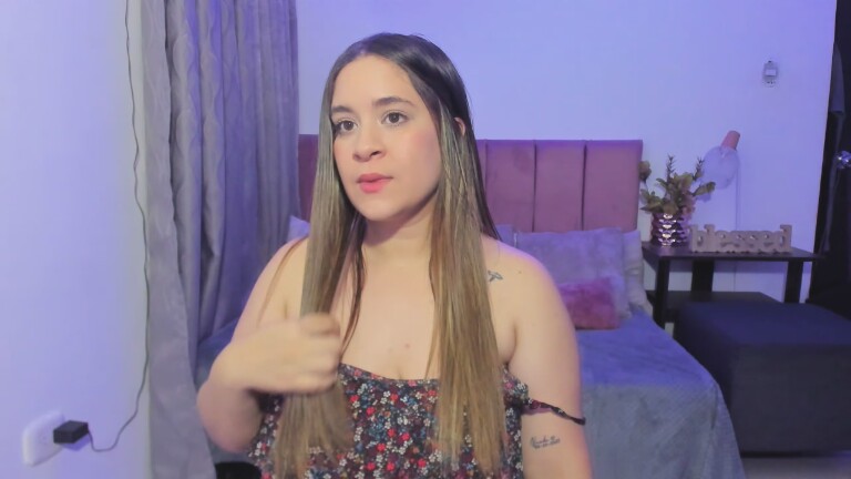 EmaBaaker's Streamate show and profile