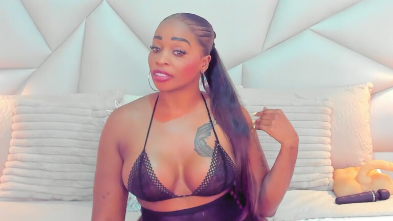 TyraaLambert's Streamate show and profile