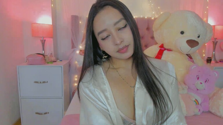 AlexandraWinterr's Streamate show and profile